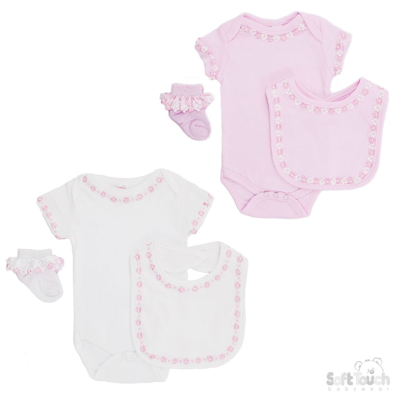 Girls 3 Pc Set : Bodysuit, Bib & Socks No. BG56