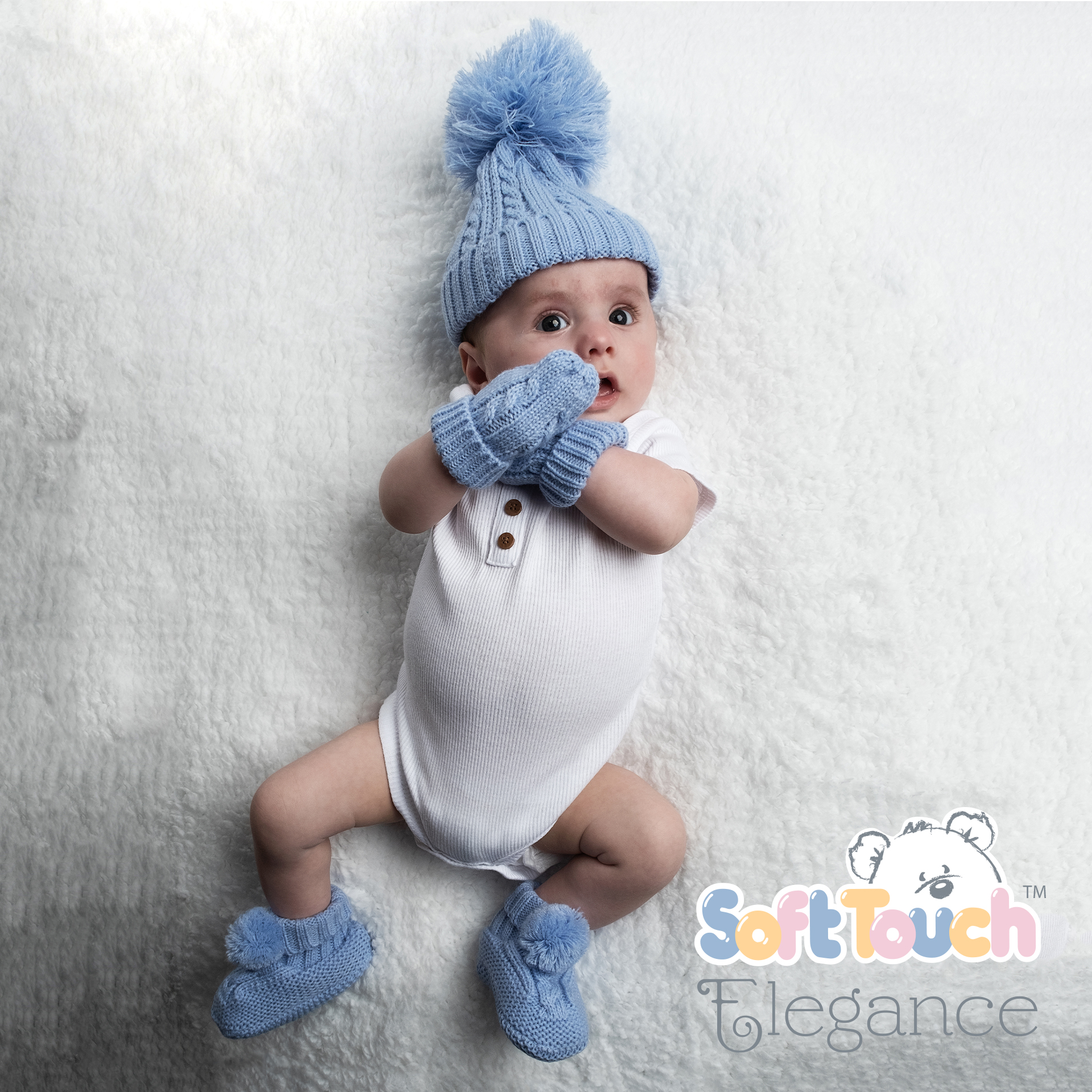 Blue 'Elegance' Cable Knit Mittens : BM12-B-SM