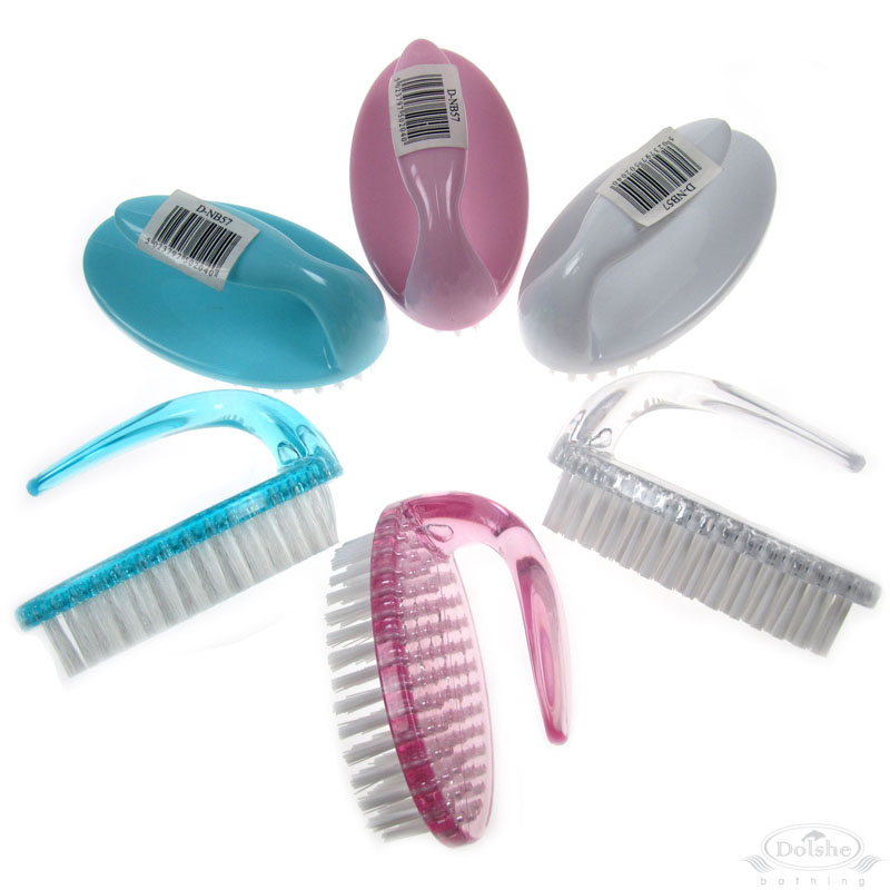 Deluxe Plastic Nail Brush No.DNB57-TP