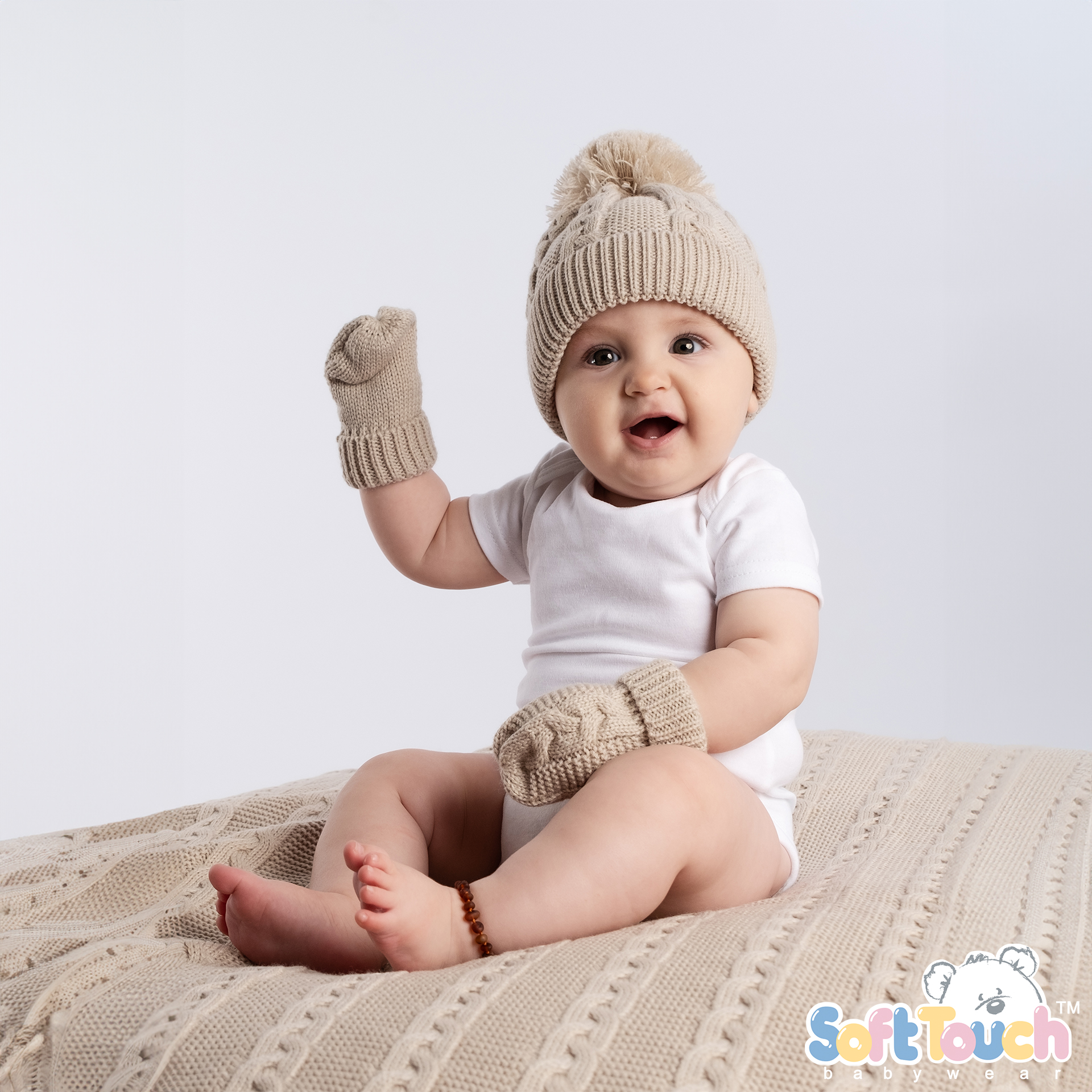 Coffee 'Elegance' Cable Knit Hat w/Pom Pom : H650-COF-SM